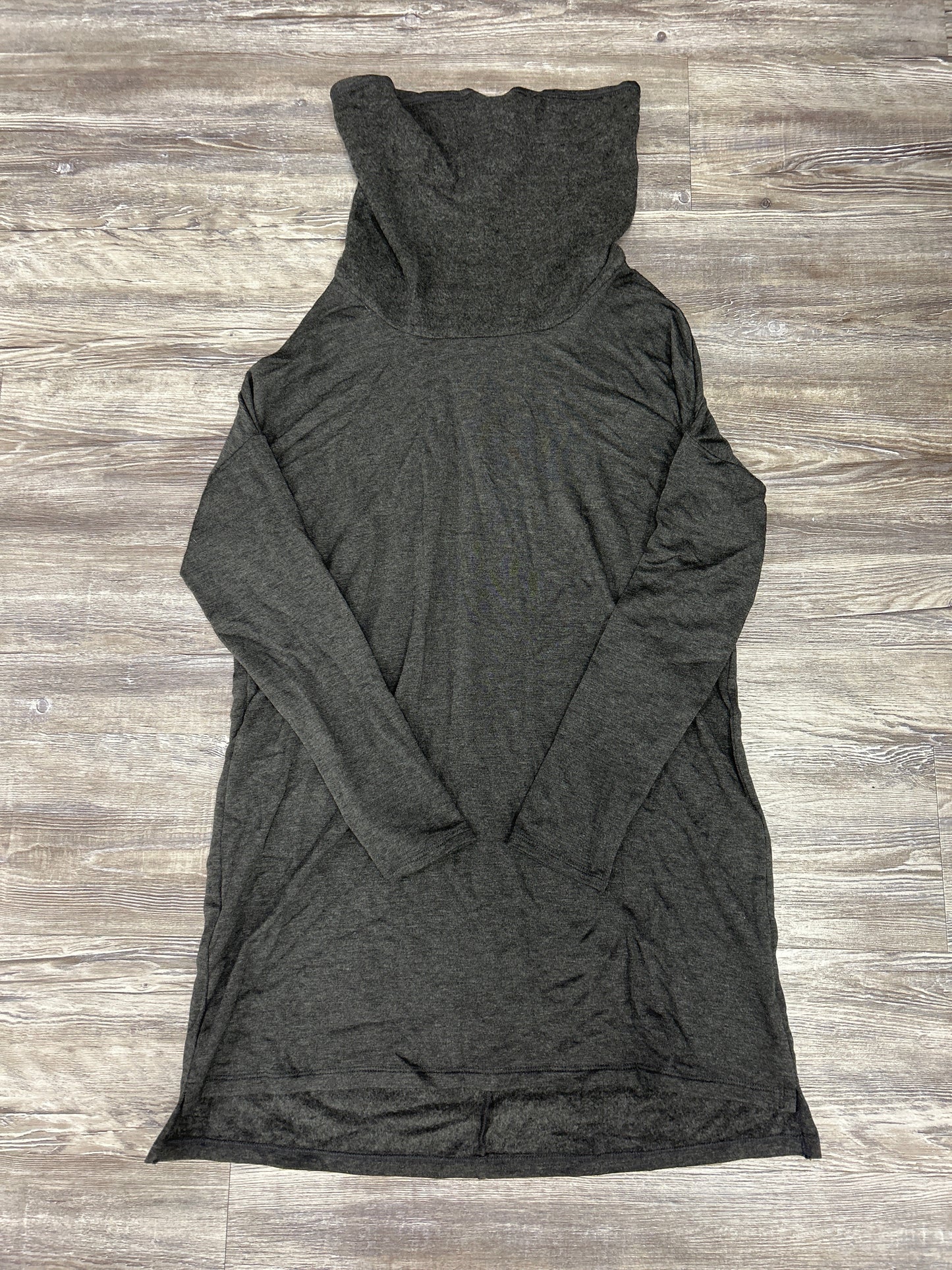 Dress Casual Short By Beyond Yoga In Grey, Size: S