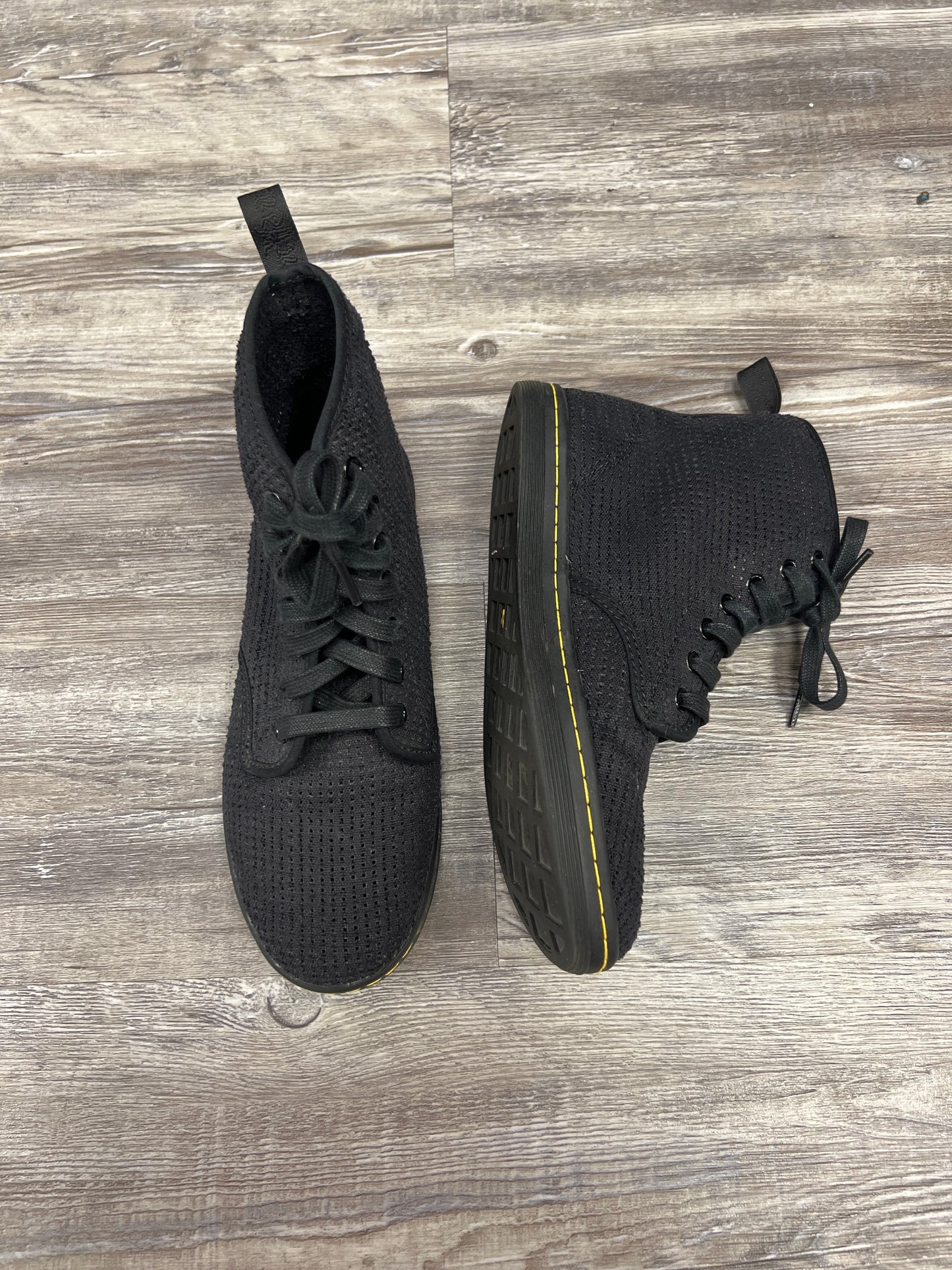 Black Shoes Sneakers Dr Martens, Size 8