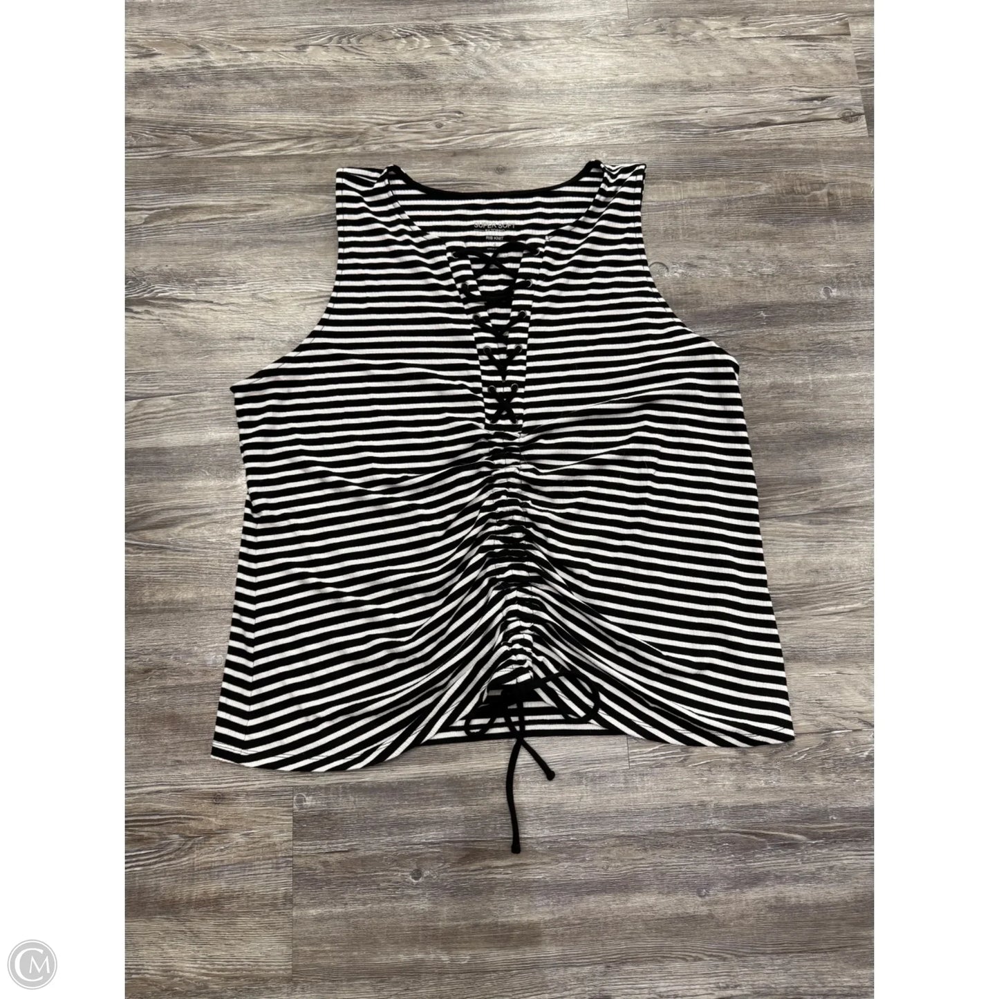 Top Sleeveless By Torrid In Striped Pattern, Size: 4x