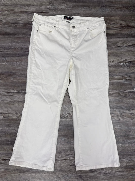 Jeans Straight By Torrid In White, Size: 18