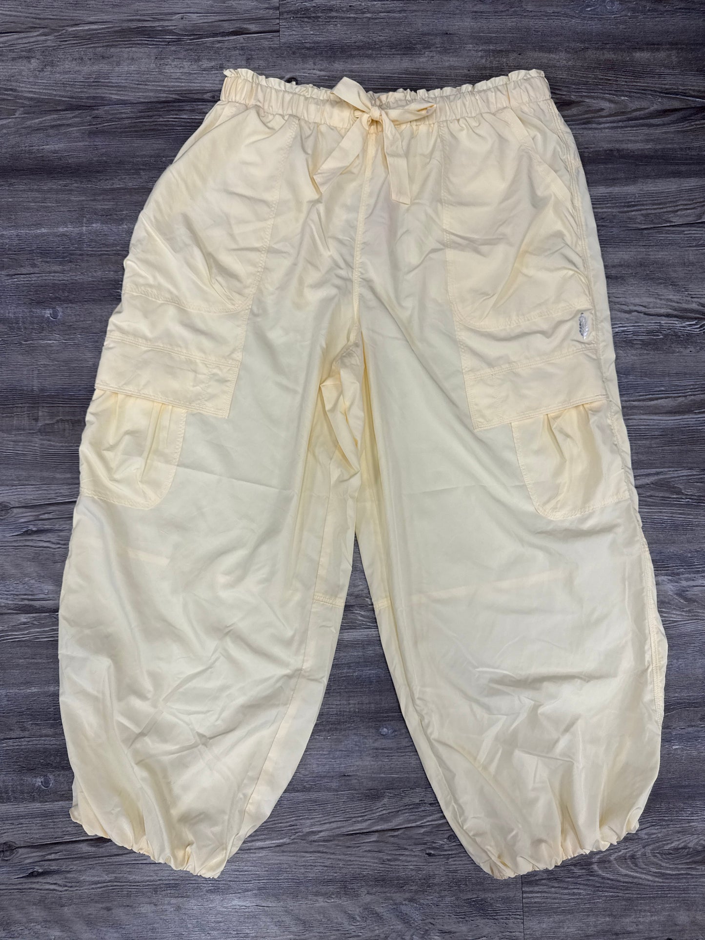 Athletic Pants By Free People In Yellow, Size: M