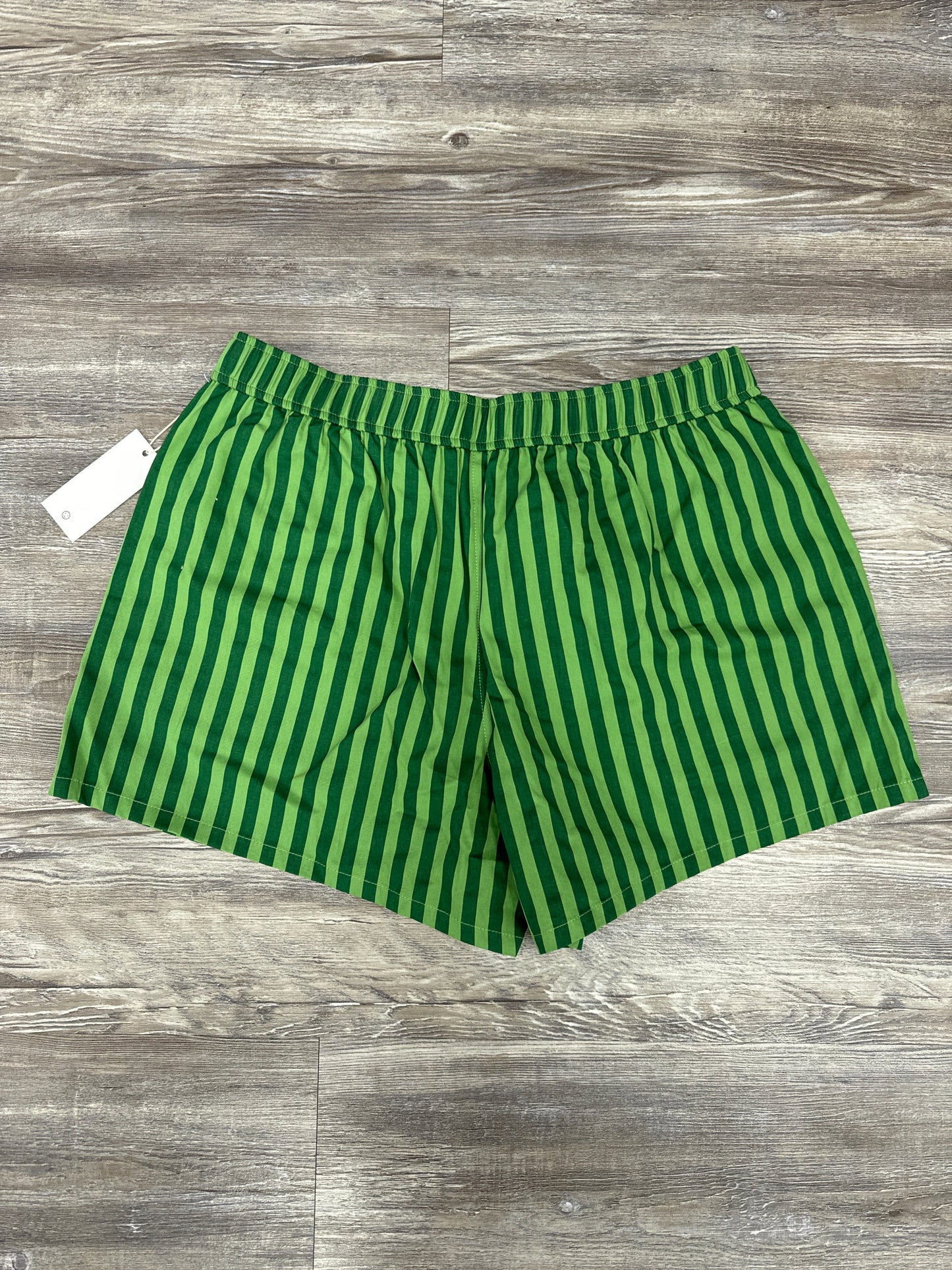 Shorts By Things Between In Green, Size: M