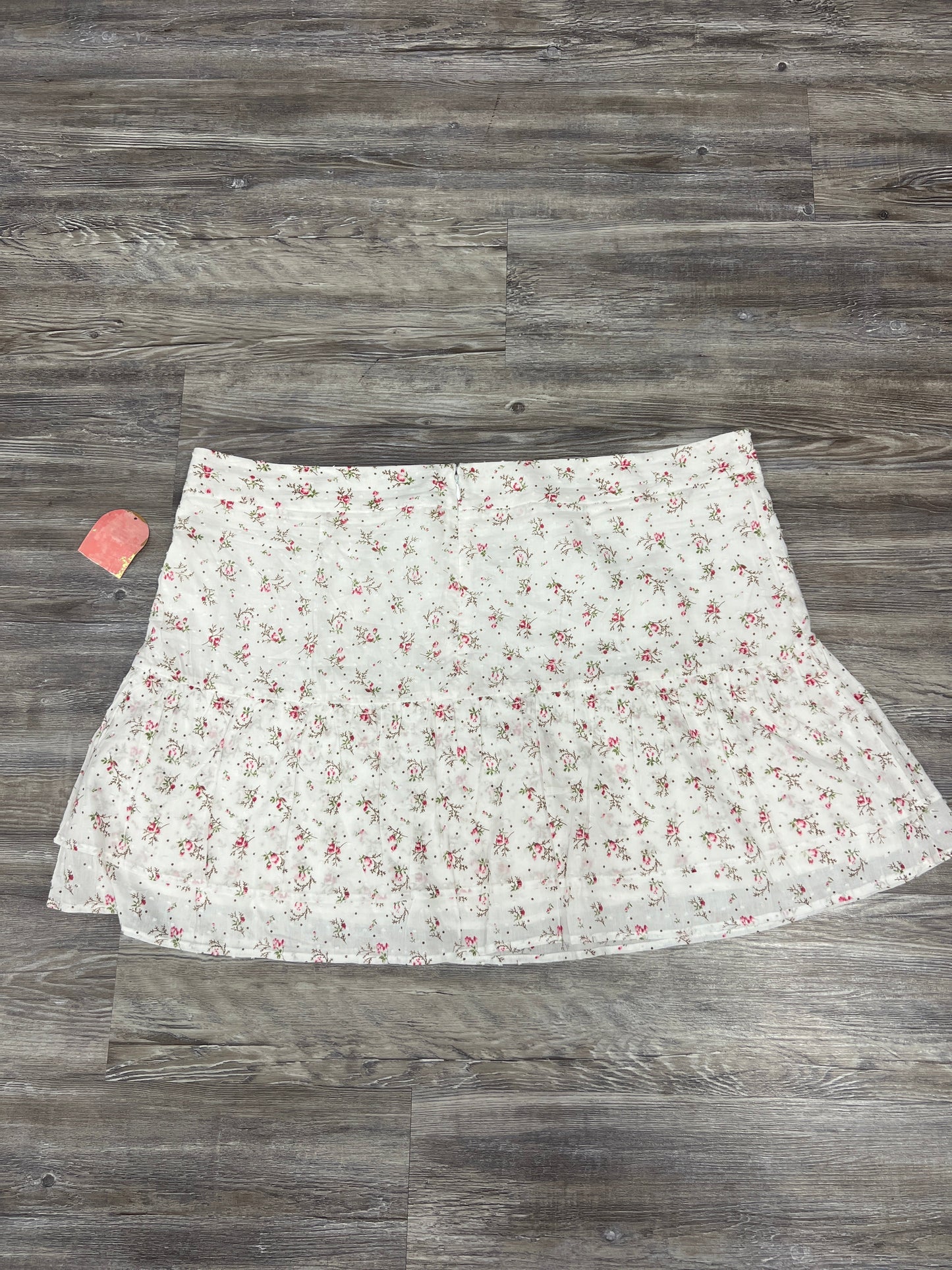 Skirt Mini & Short By Arula In White, Size: 2x