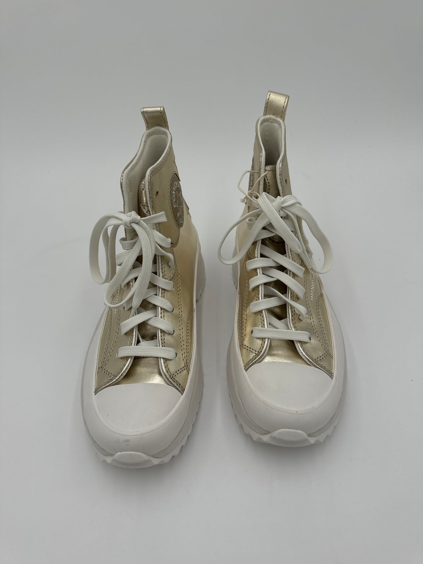 Shoes Flats By Converse In Gold & White, Size: 8