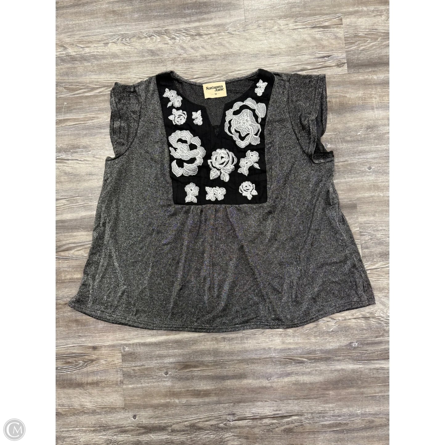 Top Short Sleeve By Savanna Jane In Grey, Size: 3x
