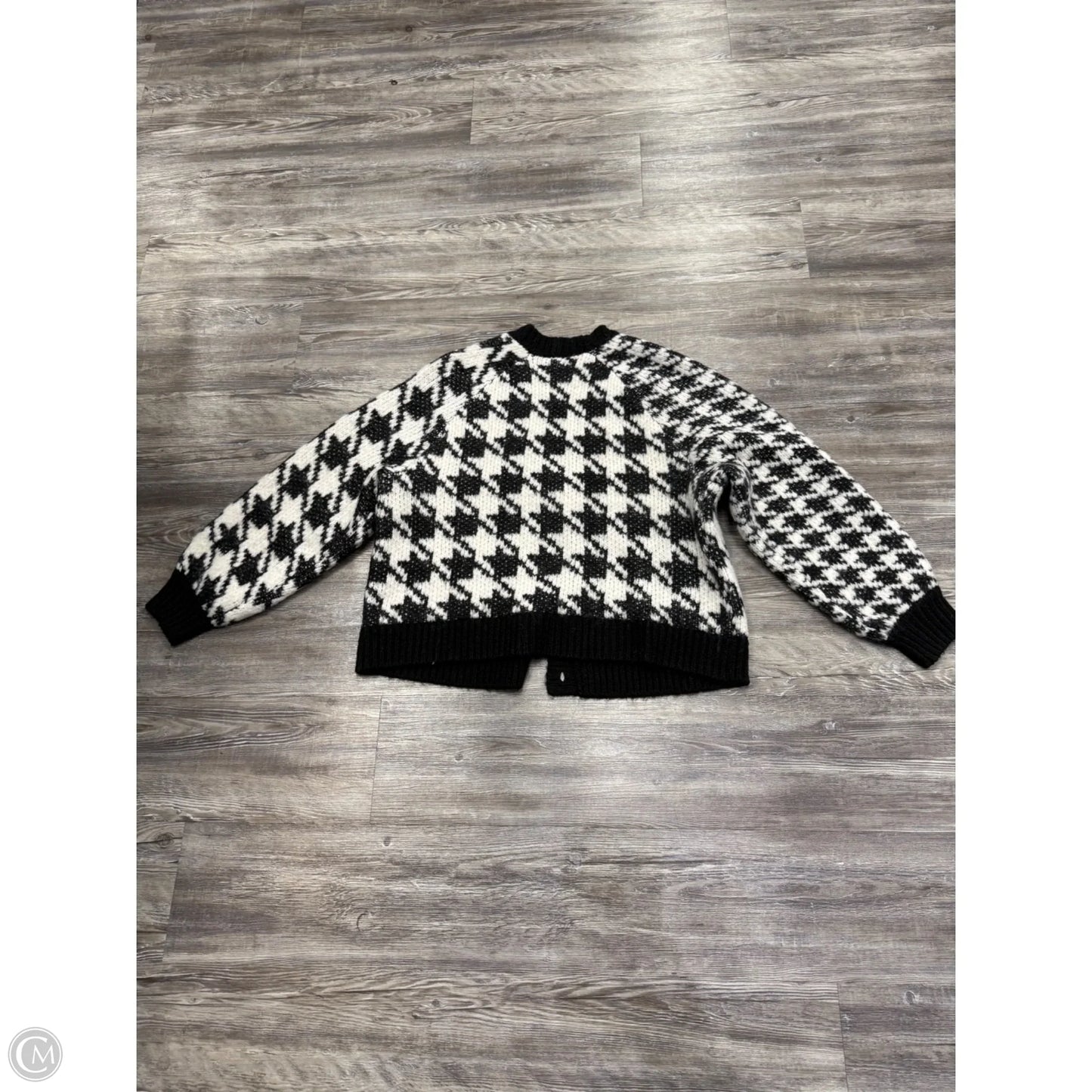 Sweater Cardigan By Torrid In Black & White, Size: 1x