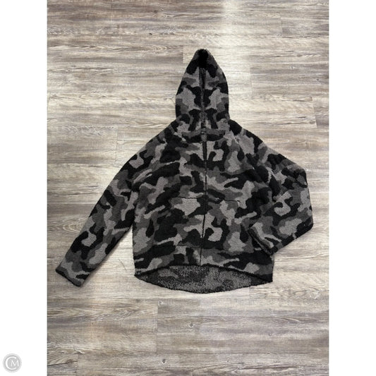 Sweatshirt Hoodie By Barefoot Dreams In Camouflage Print, Size: Xl