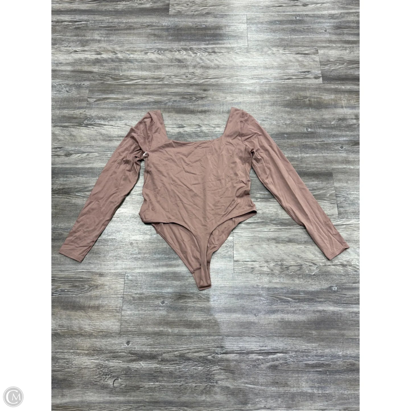 Athletic Top Long Sleeve Collar By Lululemon In Mauve, Size: L