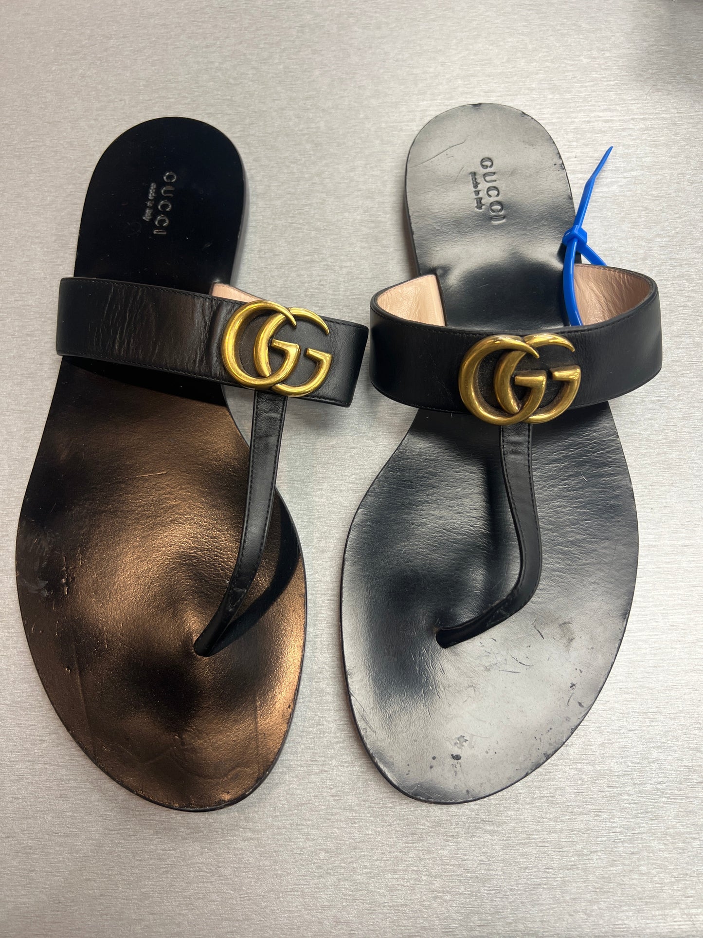 Sandals Luxury Designer By Gucci Size: 11
