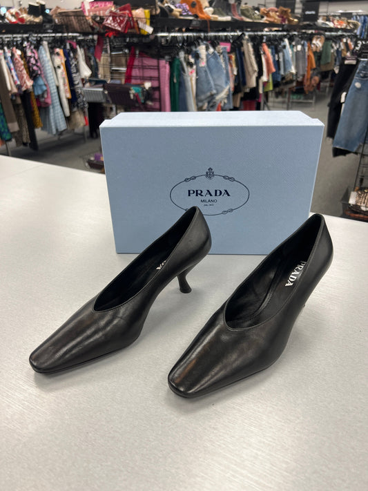 Black Shoes Luxury Designer Prada, Size 7