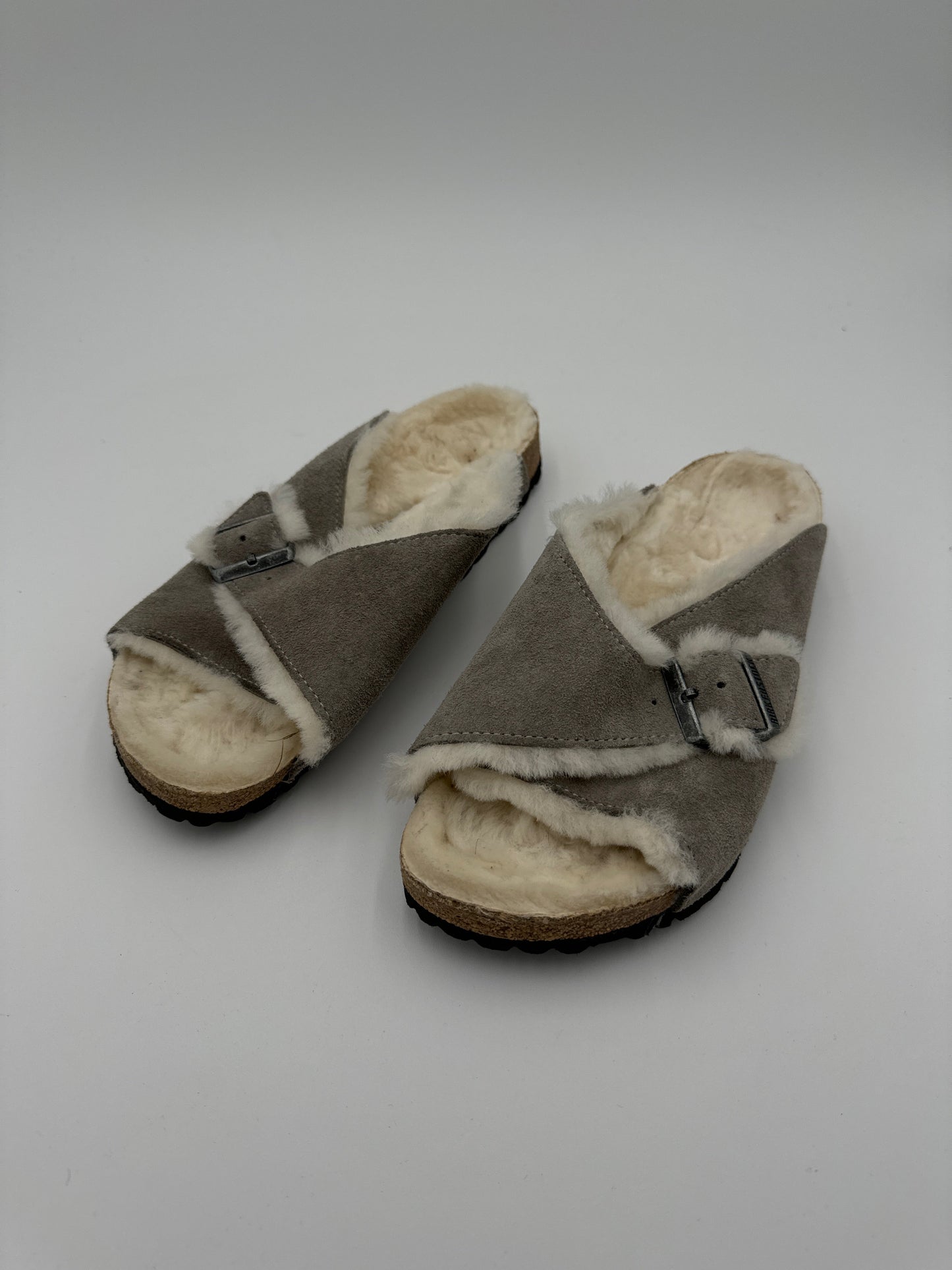 Sandals Flats By Birkenstock In Grey, Size: 10