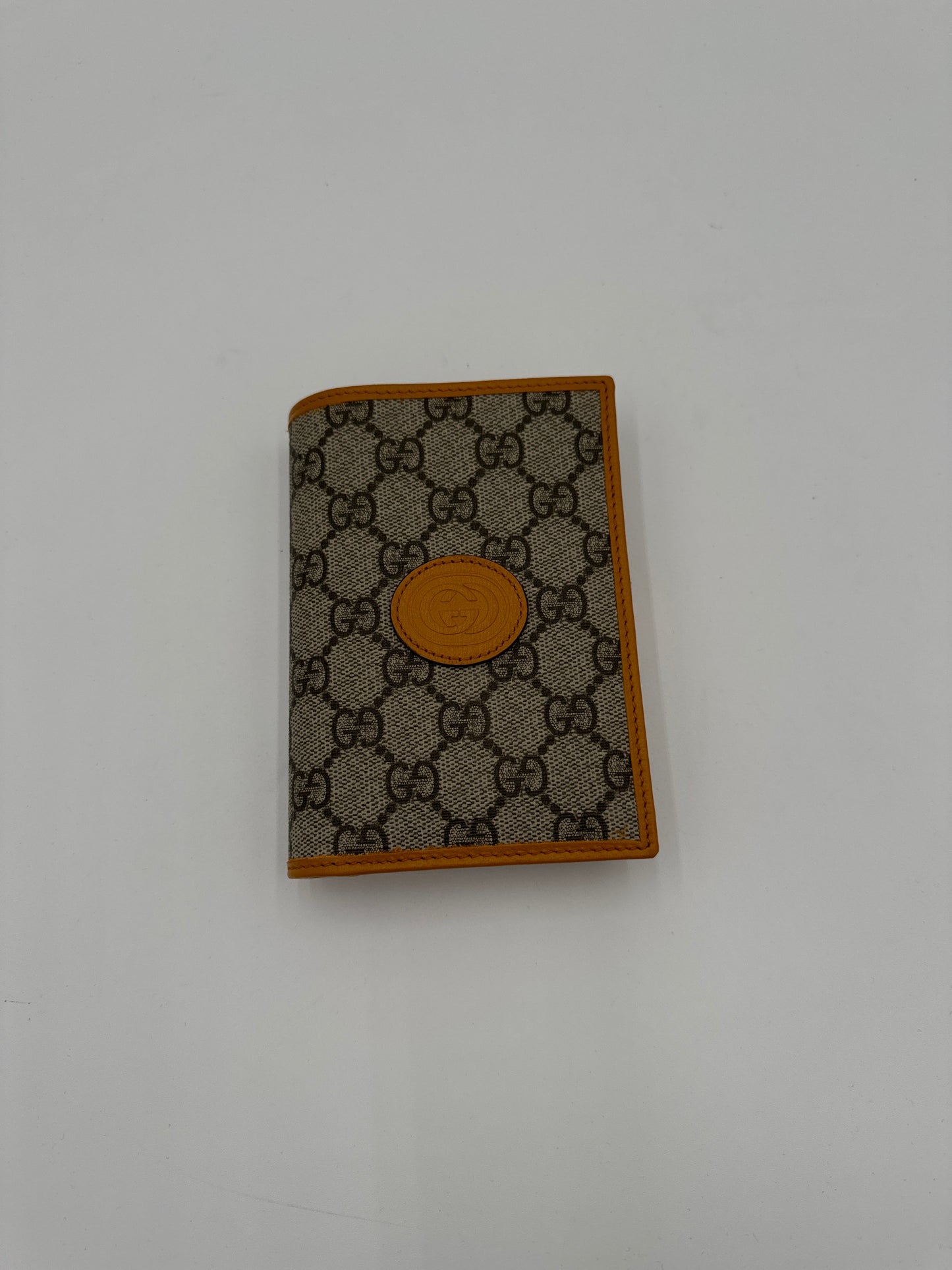 Wallet Luxury Designer By Gucci, Size: Medium