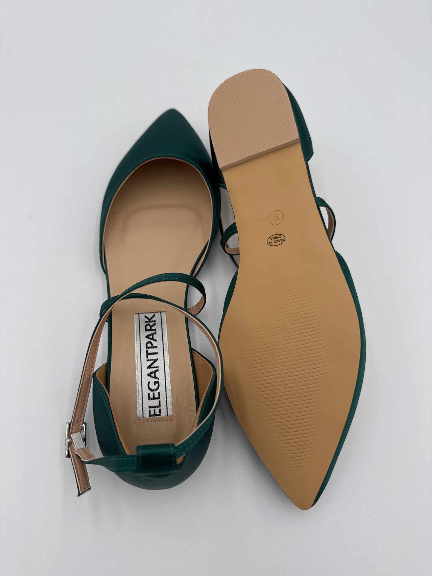 Shoes Flats By Clothes Mentor In Green, Size: 9