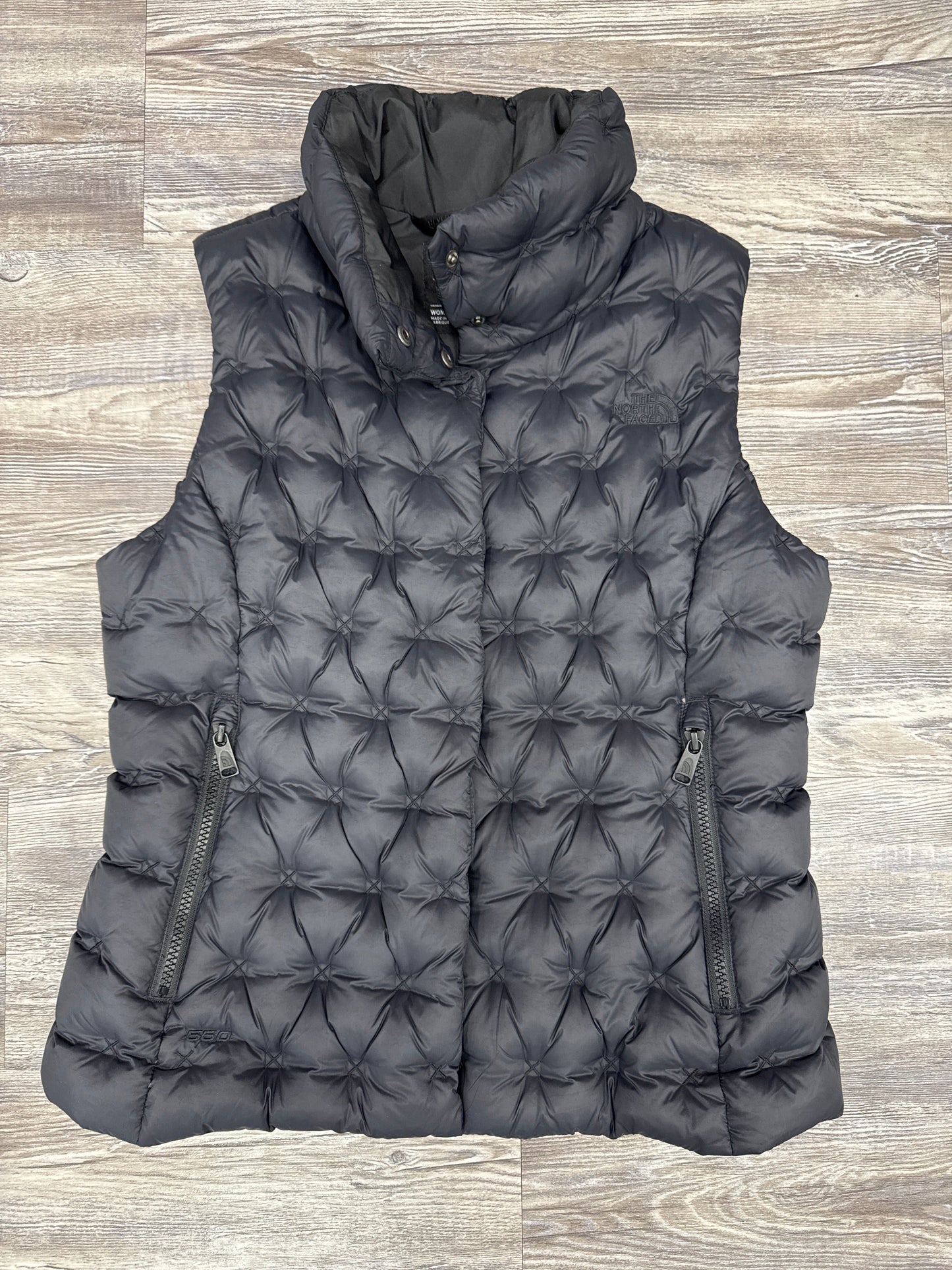 Vest Puffer & Quilted By The North Face In Black, Size: M