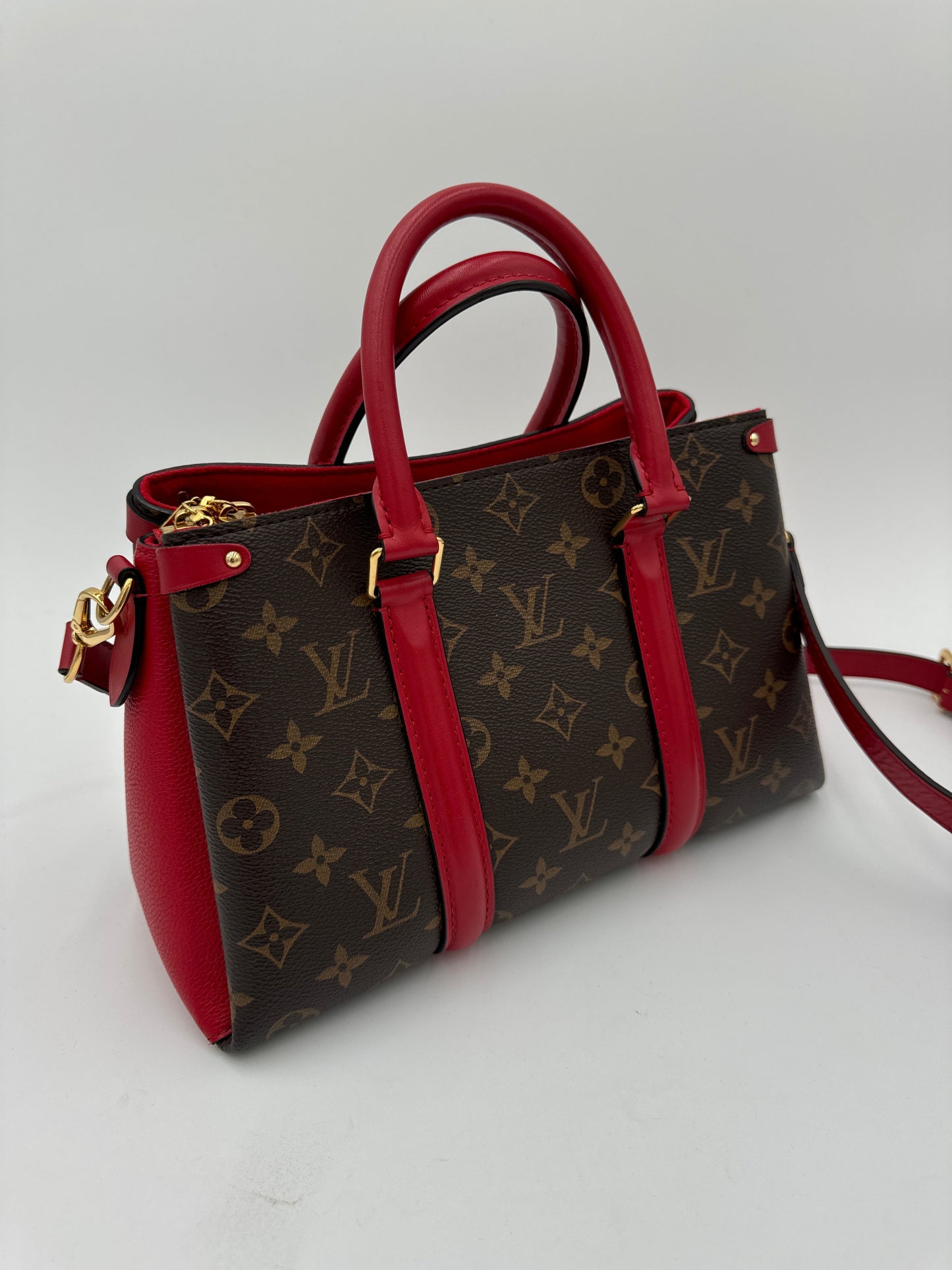 Handbag Luxury Designer By Louis Vuitton, Size: Small