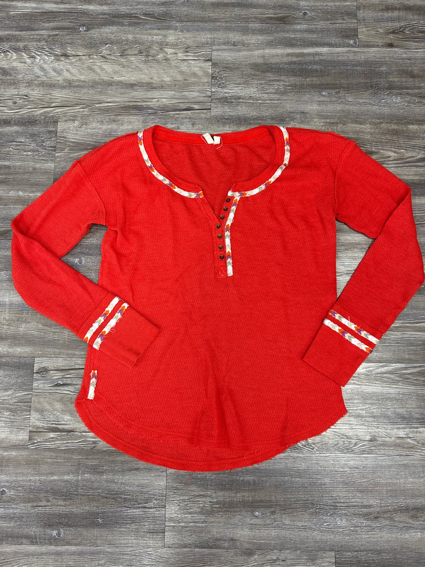 Top Long Sleeve By We The Free In Red, Size: Xl