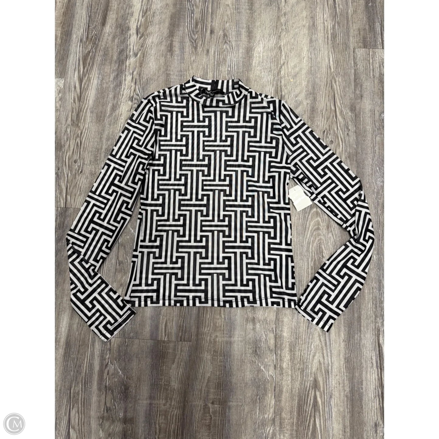 Top Long Sleeve Basic By Ymi In Black & Cream, Size: M