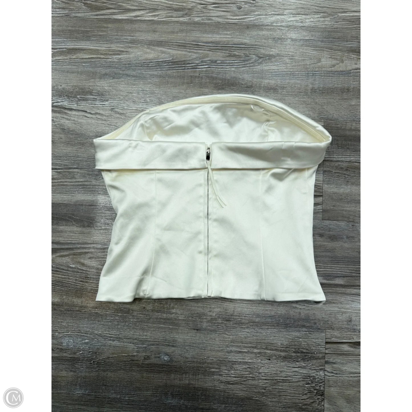Top Sleeveless By Aritzia In Cream, Size: M
