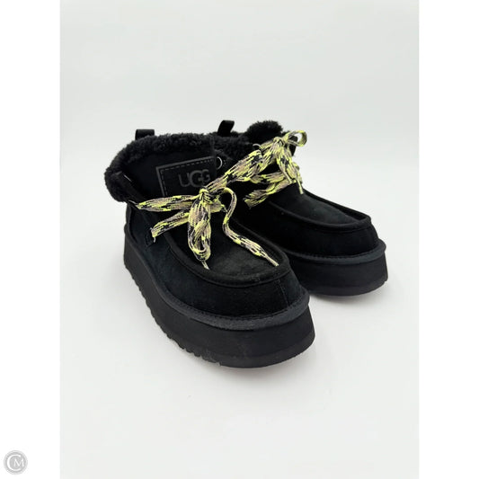 Boots Designer By Ugg In Black, Size: 9