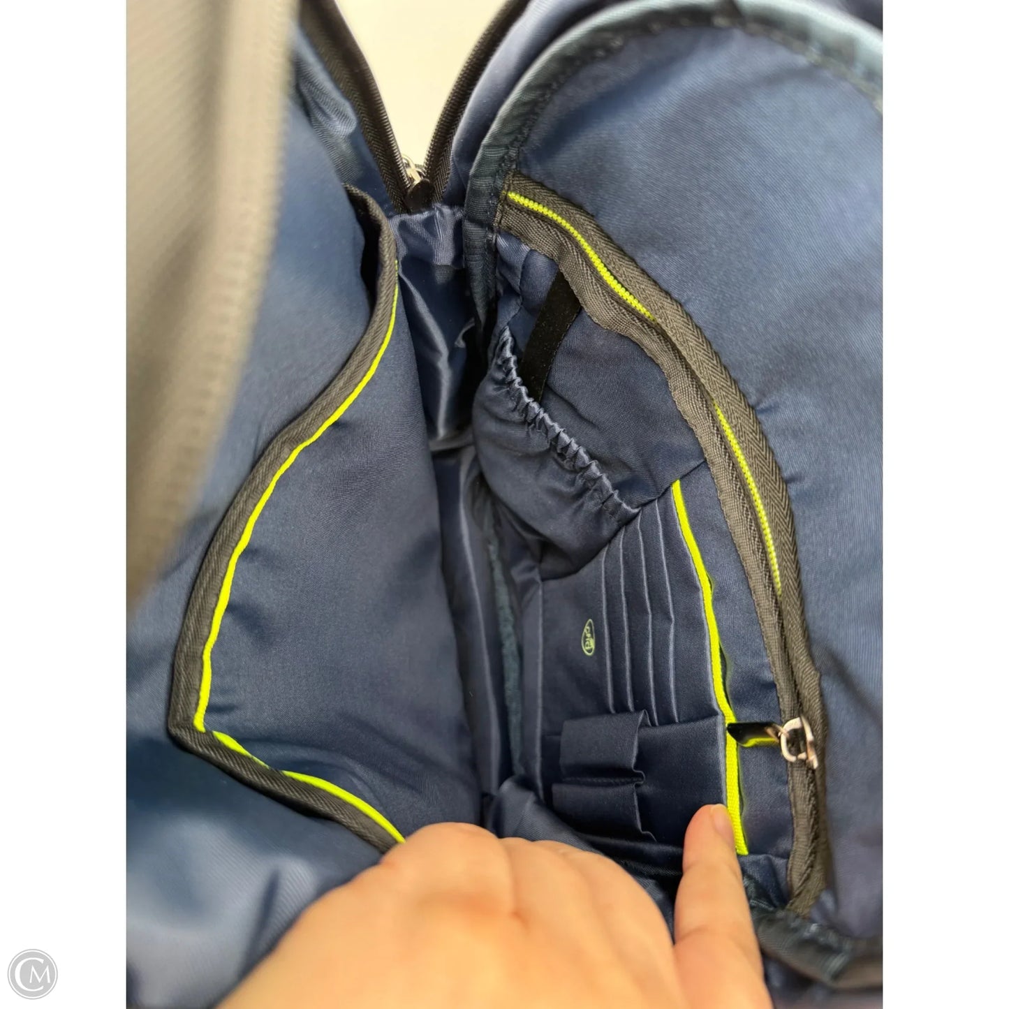 Backpack By Travelon, Size: Medium