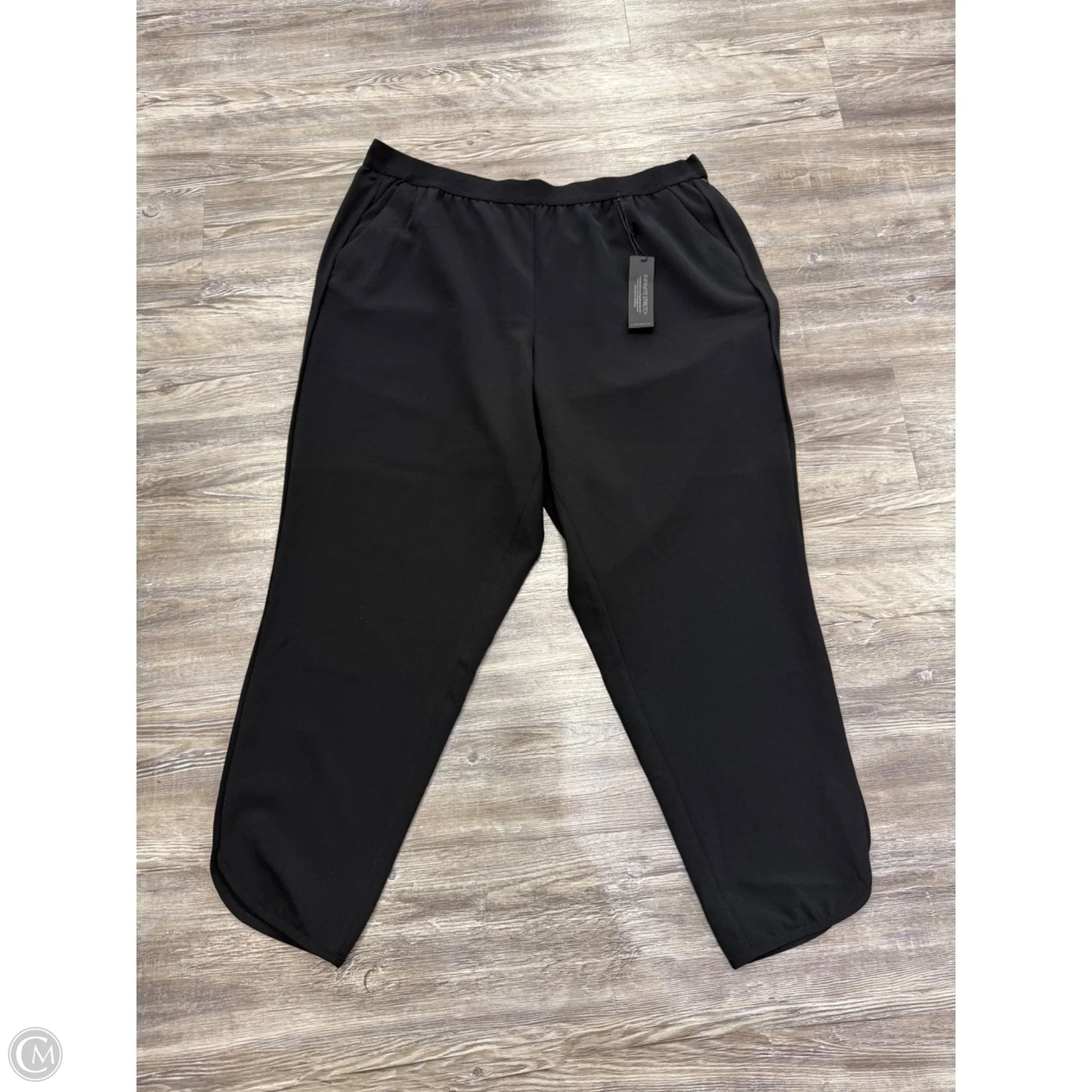 Pants Cropped By Lane Bryant In Black, Size: 18