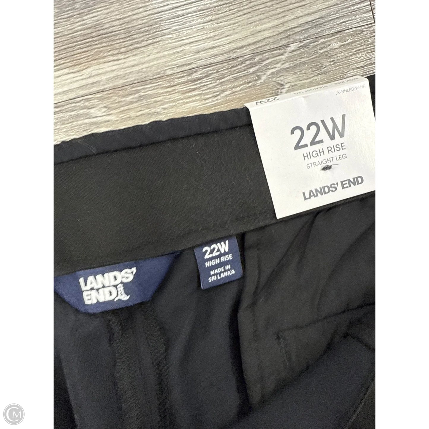 Pants Cropped By Lands End In Black, Size: 22
