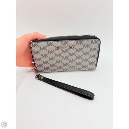 Wristlet Designer By Michael Kors, Size: Medium
