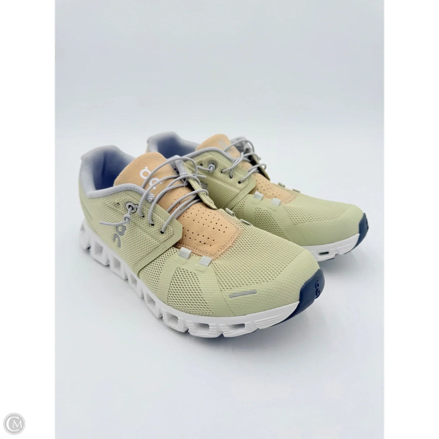 Shoes Athletic By On In Green, Size: 8.5
