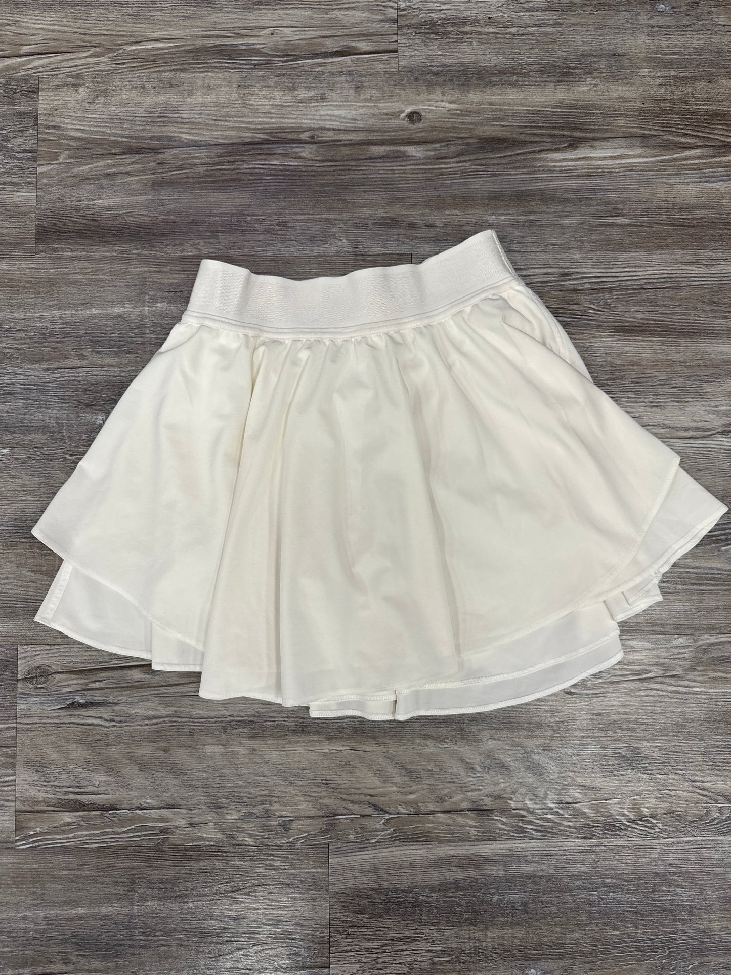 Athletic Skirt By Lululemon In White, Size: 4