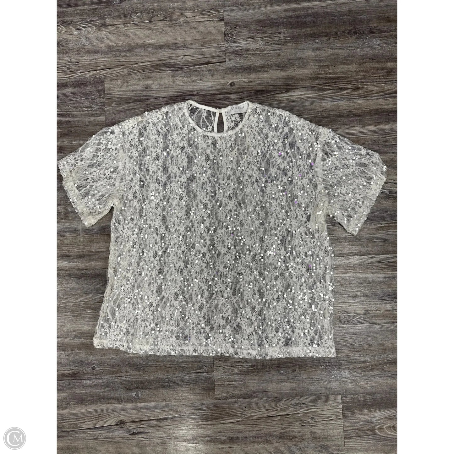 Top Short Sleeve By Petal & Pup In White, Size: L