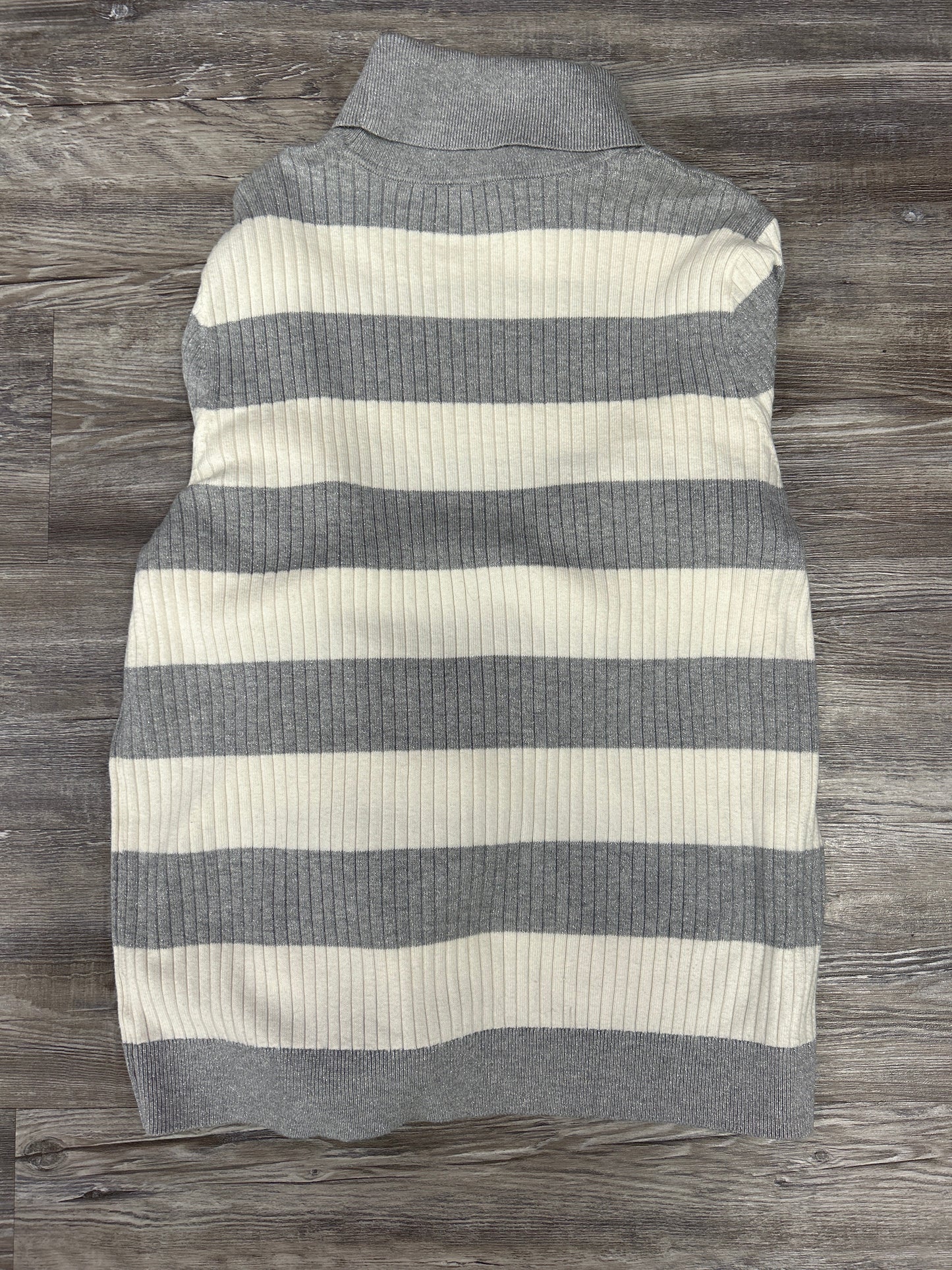 Sweater By Talbots In Grey & White, Size: Xl