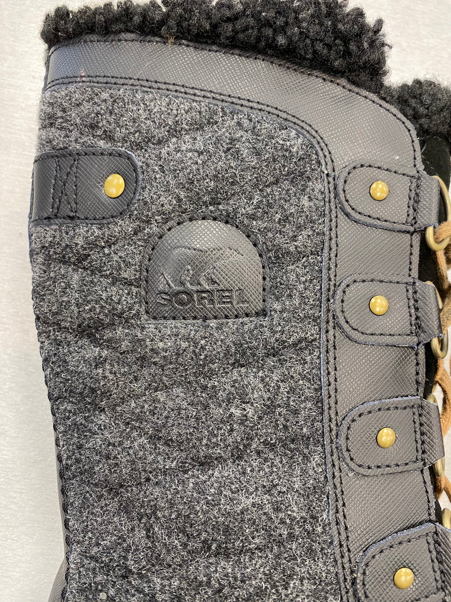 Boots Snow By Sorel In Black & Grey, Size: 7