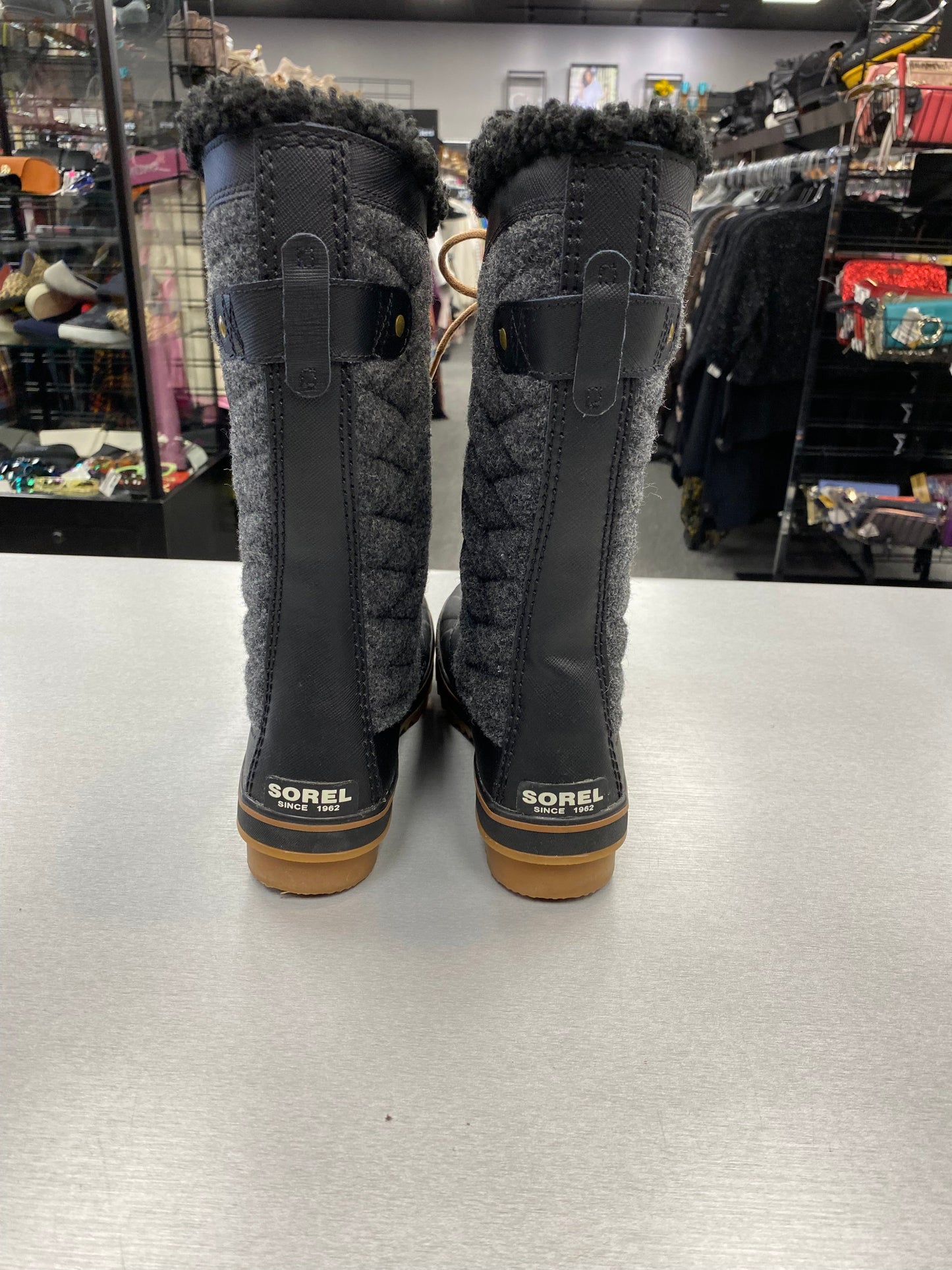 Boots Snow By Sorel In Black & Grey, Size: 7