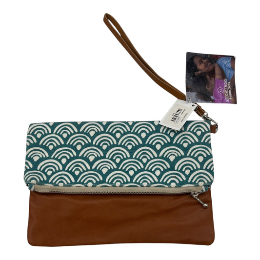 Wristlet By Clothes Mentor In Blue & Brown, Size:Medium