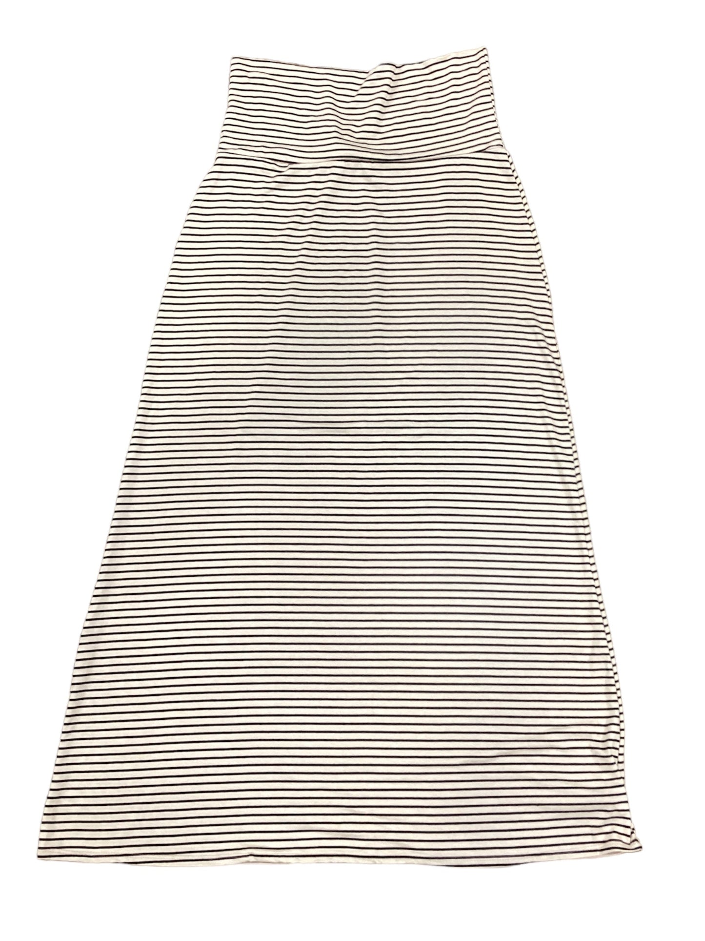 Skirt Maxi By Clothes Mentor  Size: L