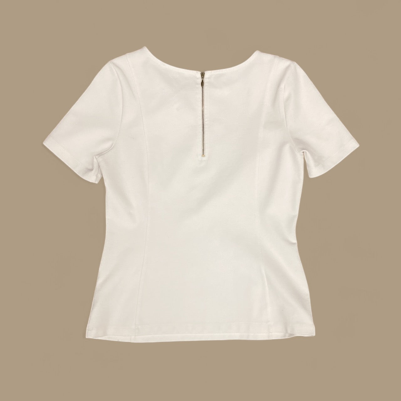 Top Short Sleeve By Banana Republic In White, Size: 8