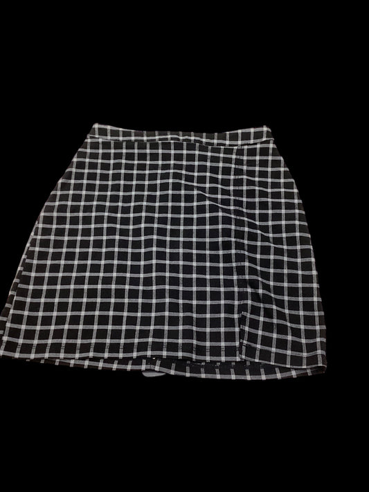 Skirt Mini & Short By Hollister  Size: M