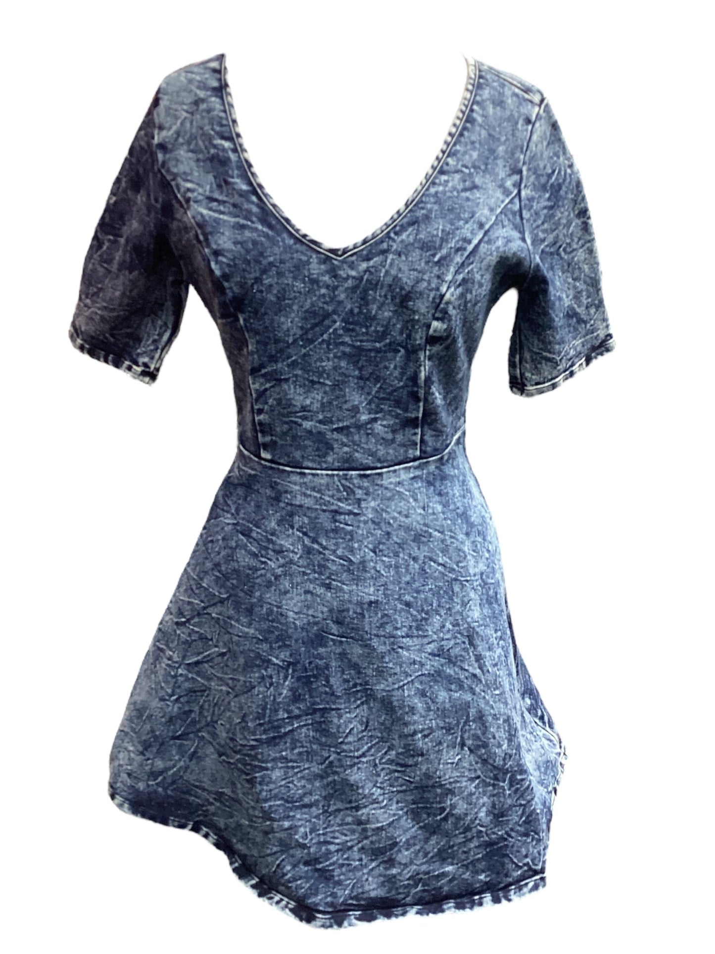 Dress Casual Short By Charlotte Russe In Blue Denim, Size: M