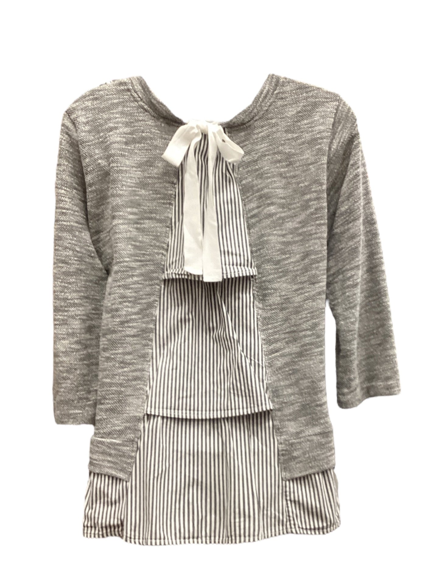 Top Long Sleeve By Clothes Mentor In Grey, Size: S