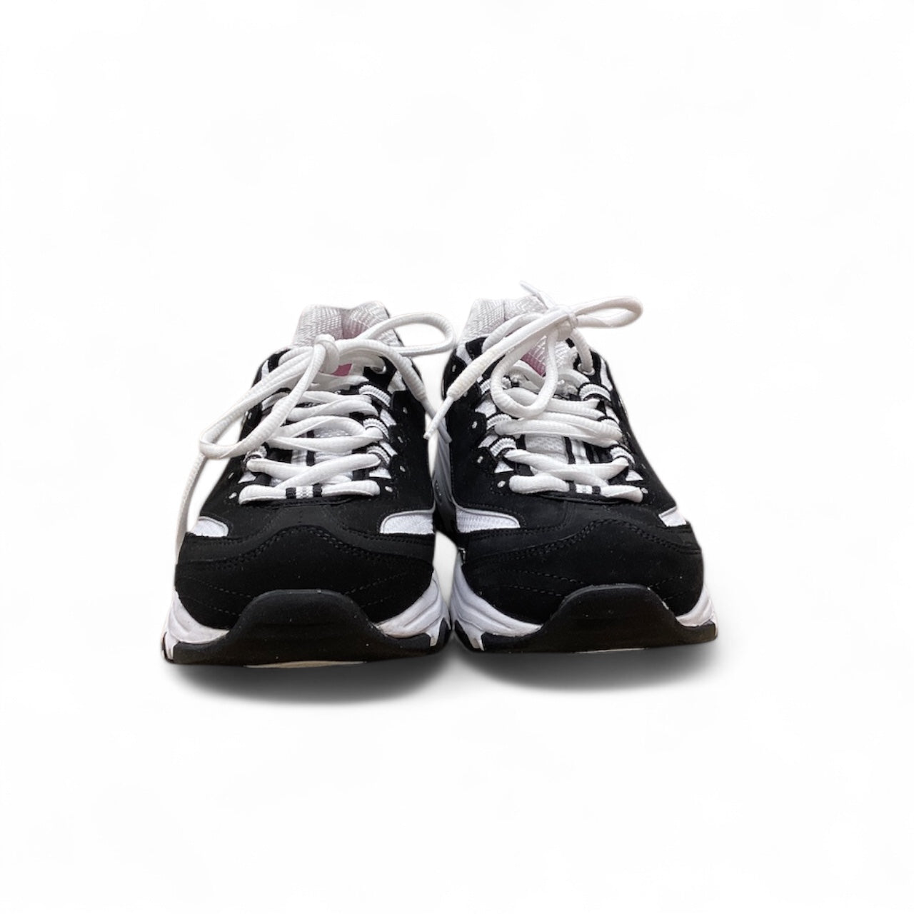 Shoes Athletic By Skechers In Black & White, Size: 9