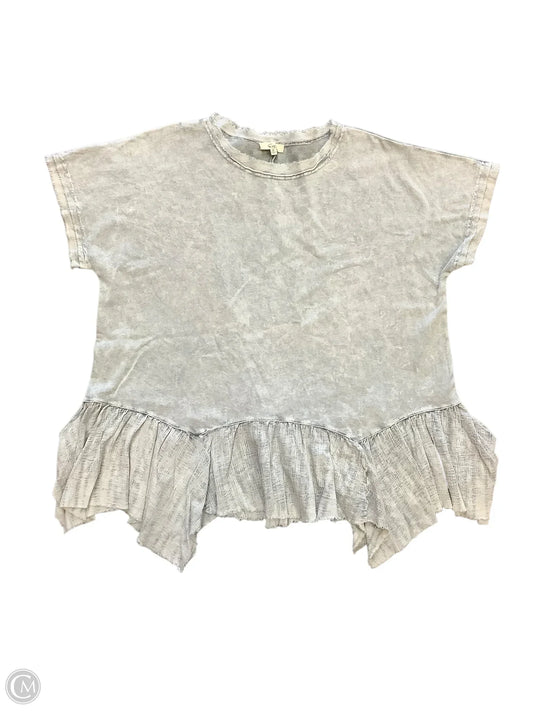 Top Short Sleeve By Easel In Grey, Size: M