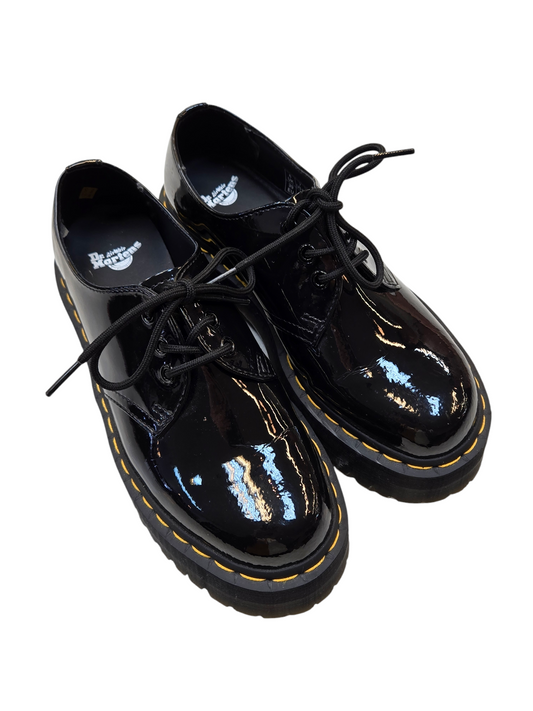 Shoes Flats By Dr Martens In Black, Size: 8