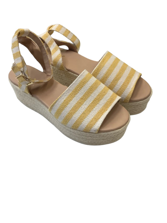 Shoes Heels Espadrille Wedge By Qupid  Size: 8