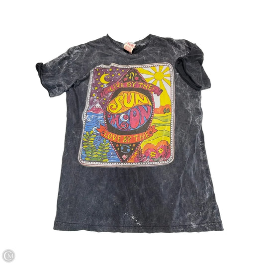 Top Short Sleeve By Clothes Mentor In Grey, Size: L