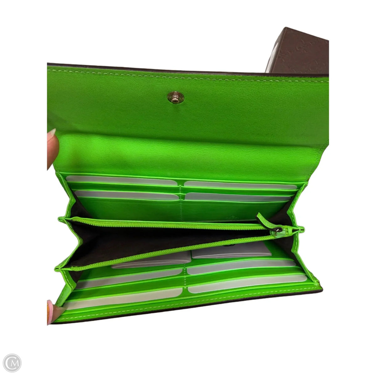 Wallet Luxury Designer By Gucci, Size: Medium