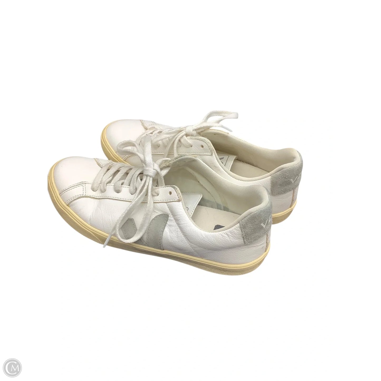 Shoes Sneakers By Veja In White, Size: 9, As Is