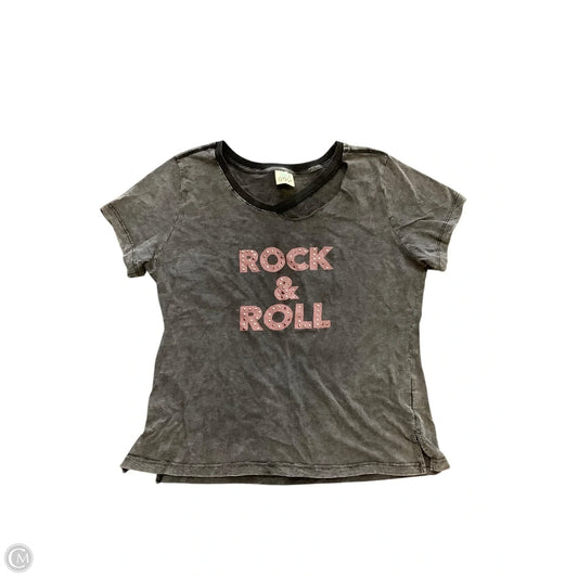 Top Short Sleeve By Cma In Multi-colored, Size: Osfm