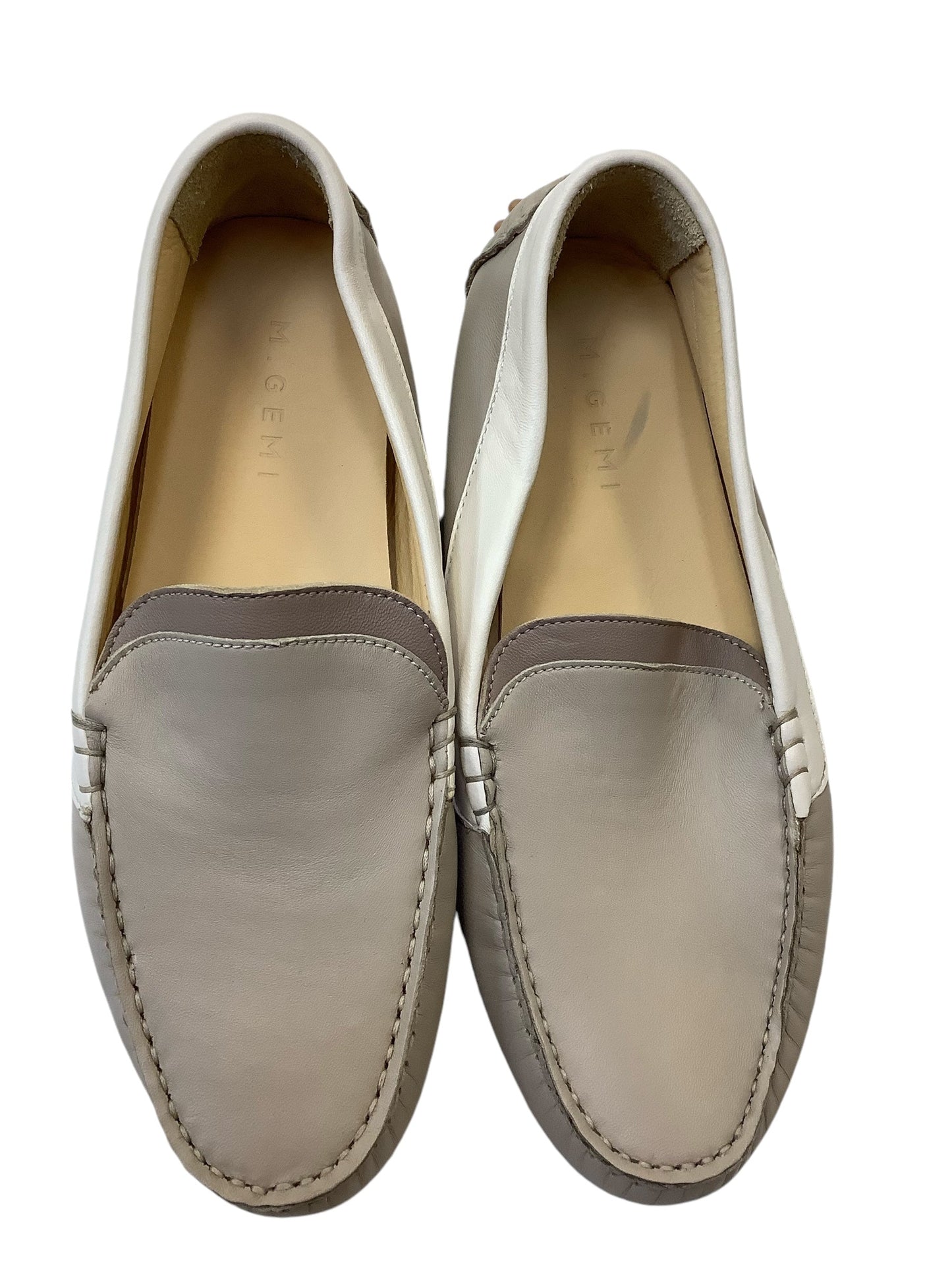 Shoes Flats By Cmb In Cream, Size: 9