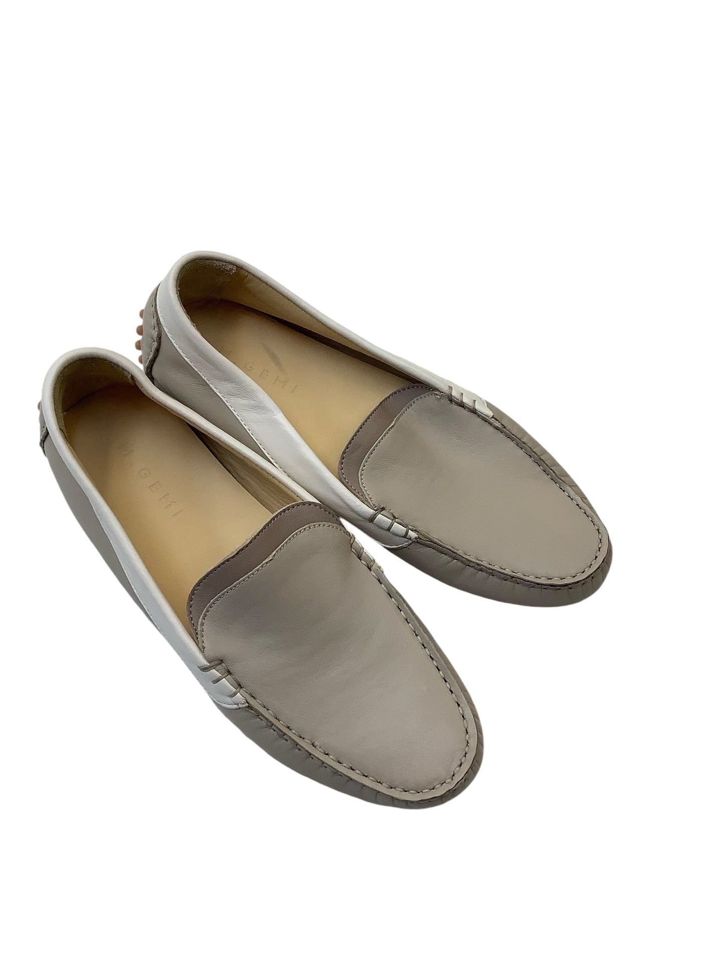 Shoes Flats By Cmb In Cream, Size: 9