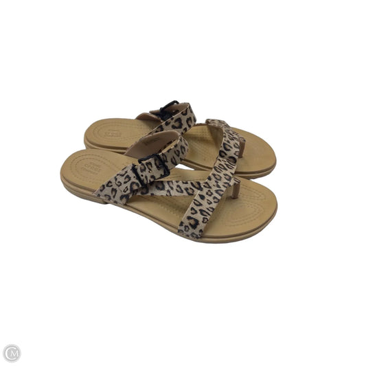 Sandals Flats By Crocs In Animal Print, Size: 8